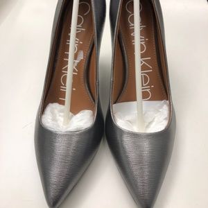 Calvin Klein pumps. Gayle. New in box. Anthracite.